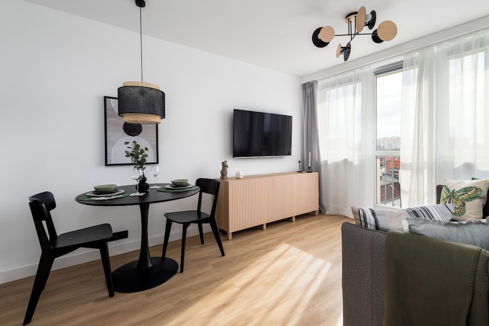 Amber - by Kairos Apartments