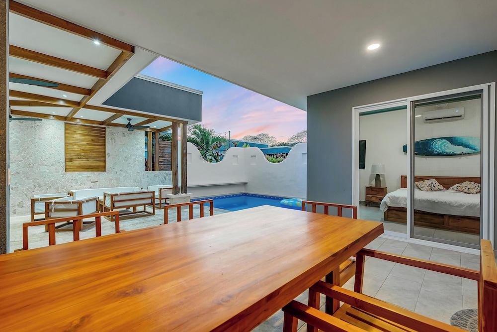 3 min to the Beach Private Pool Villa