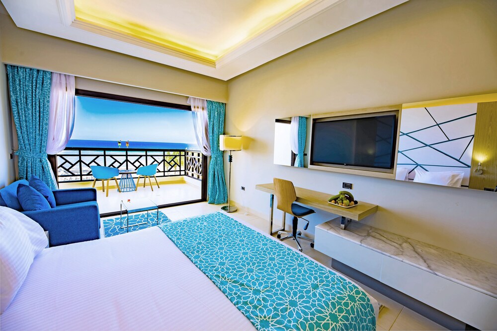 Gravity Hotel Aqua Park Sahl Hasheesh Families and Couples Only view 2