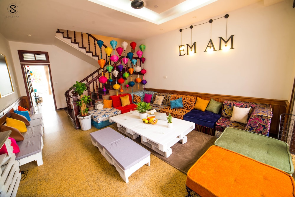 Em Am Homestay - West Lake