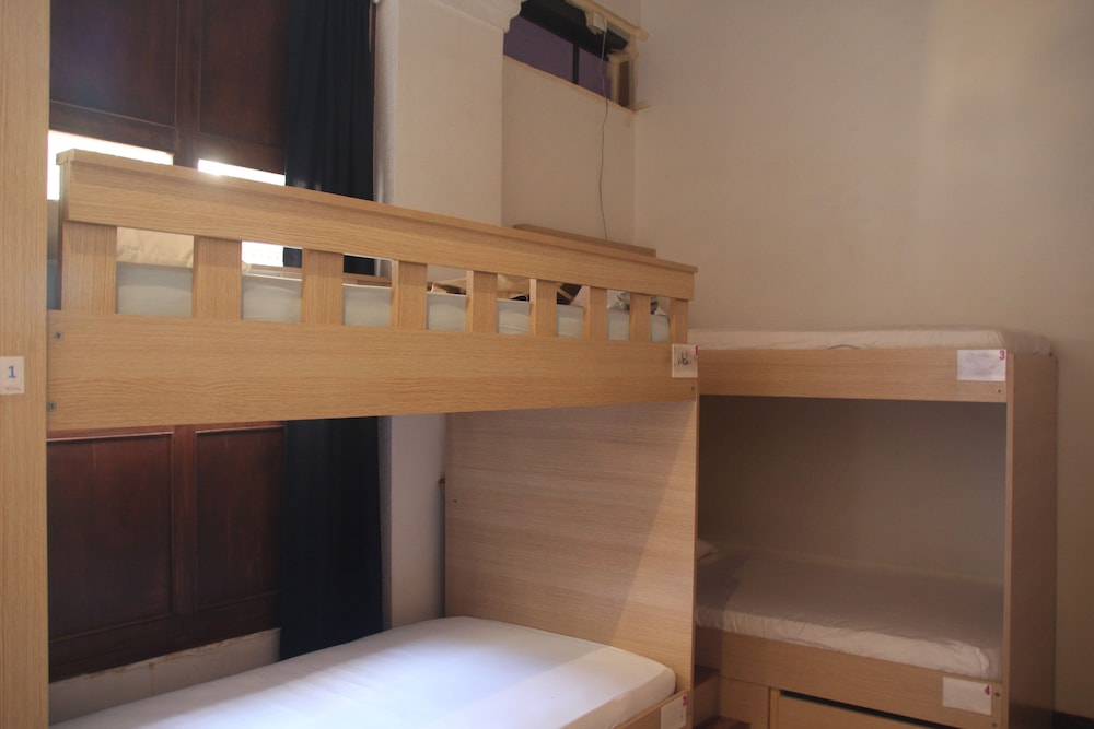 La Villana Hostel