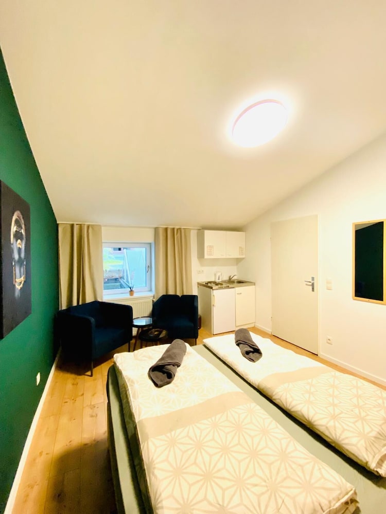 8 Studios with Terrace in Margareten