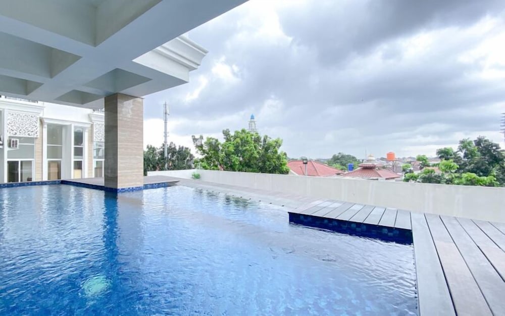 Quiet And Strategic Studio Loft At Apple 1 Condovilla Apartment
