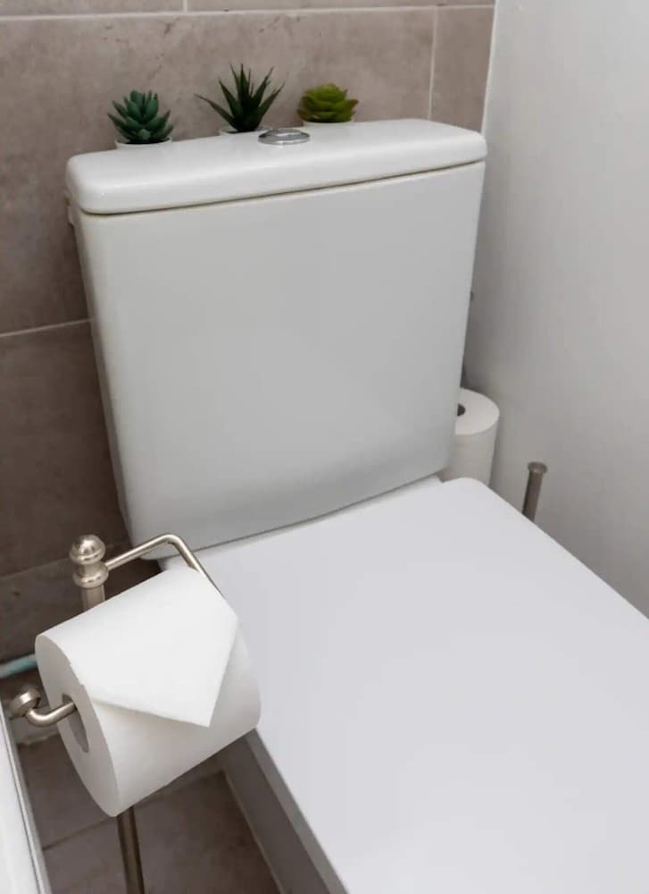 Spacious & Welcoming 4BD House - Kennington