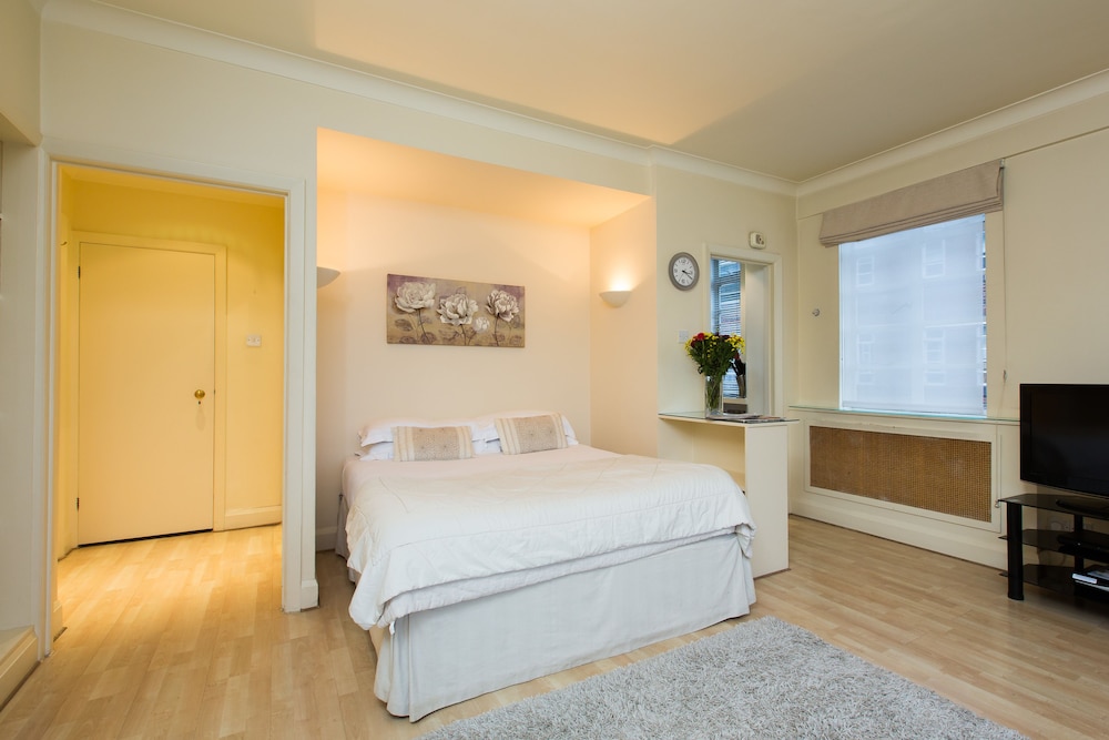 Nell Gwynn House Apartments