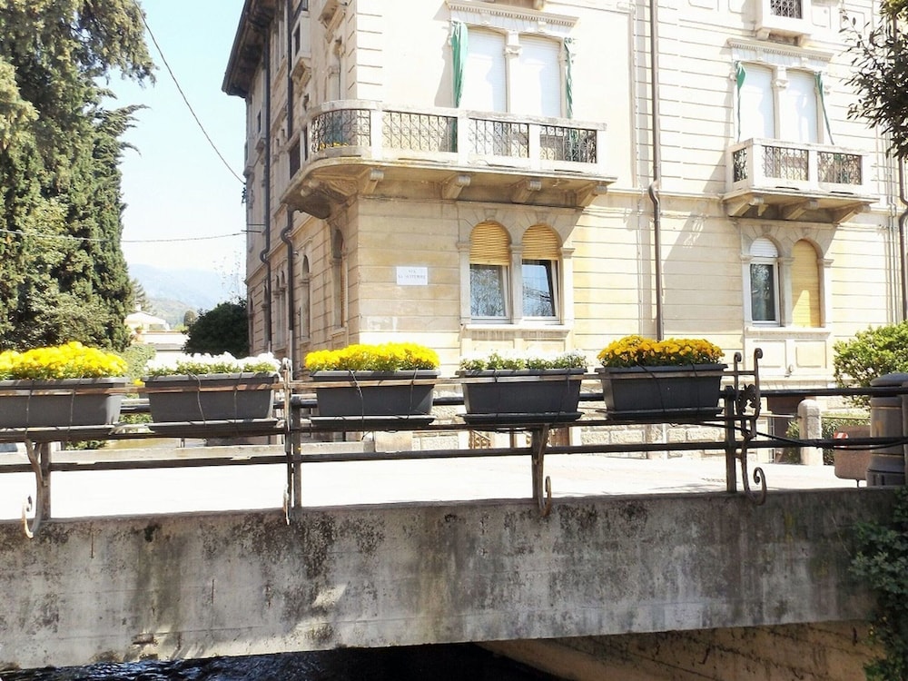 Apartment in Garda Near Lake view 2