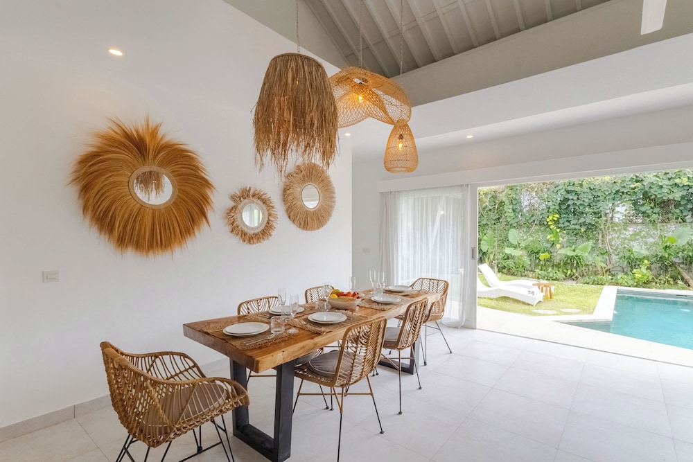 Villa Mylandro by Pertama Management
