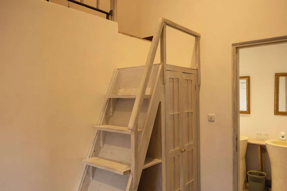 Charming Two Bedroom Villa Near Seminyak
