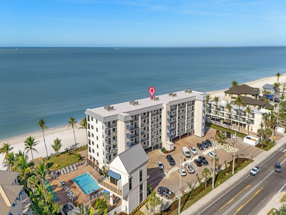 Seaside 2 by Distinctive Beach Rentals