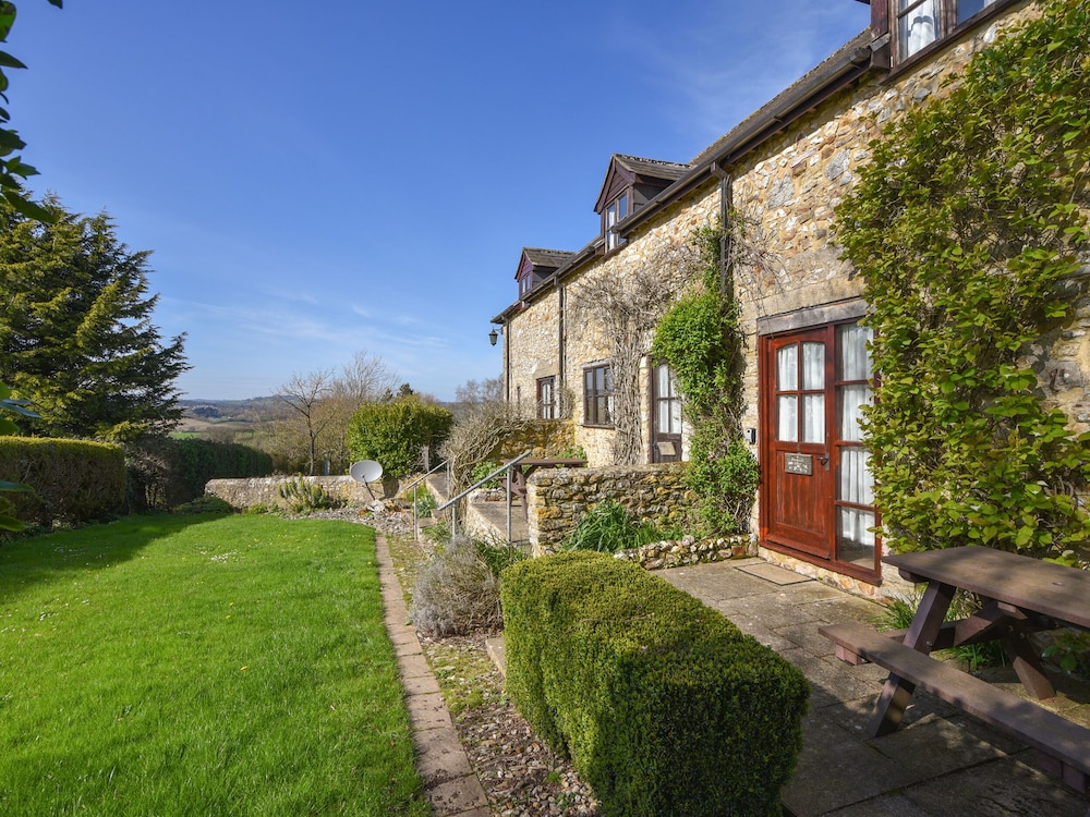 Wisteria Cottage