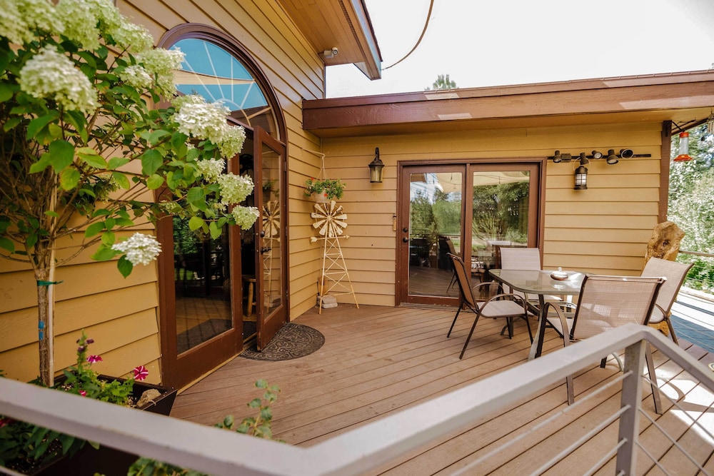 'big House Lodge' - Cle Elum Retreat on 8 Acres! - Property Image 19