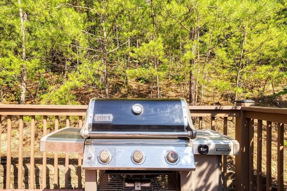 Tennessee Risky 3 Bedroom Cabin