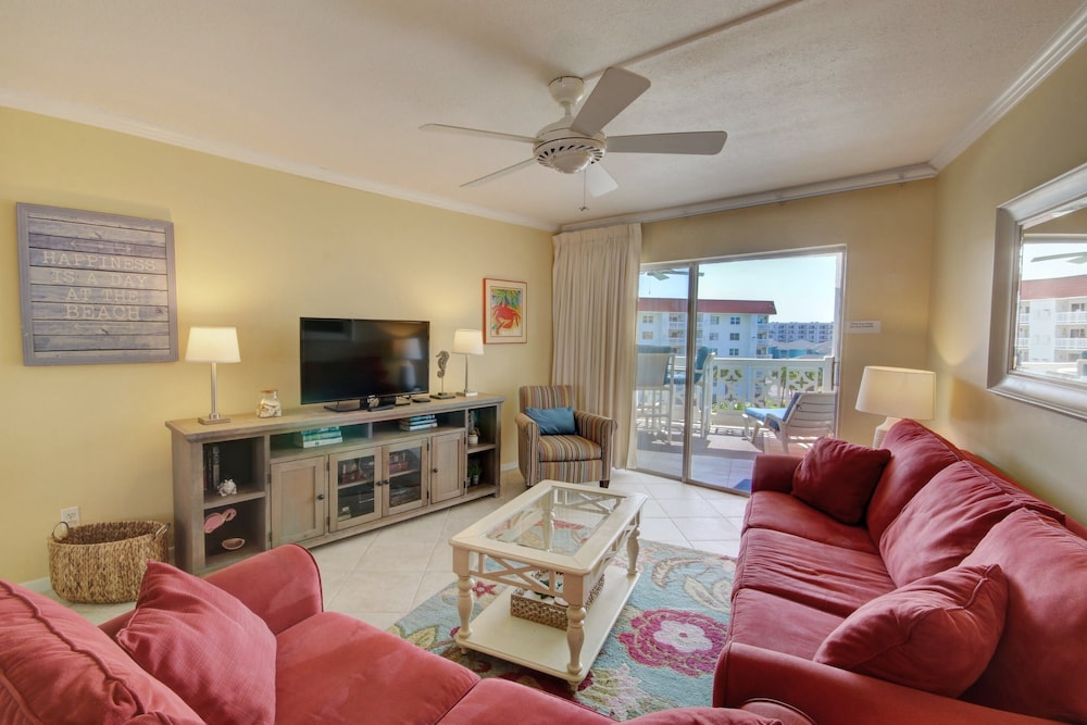 255 El Matador 1 Bedroom Condo