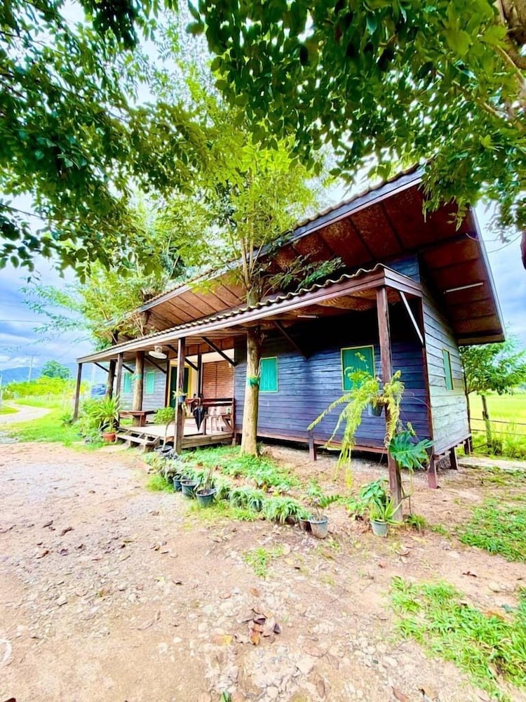 Dalasone Pool Villas