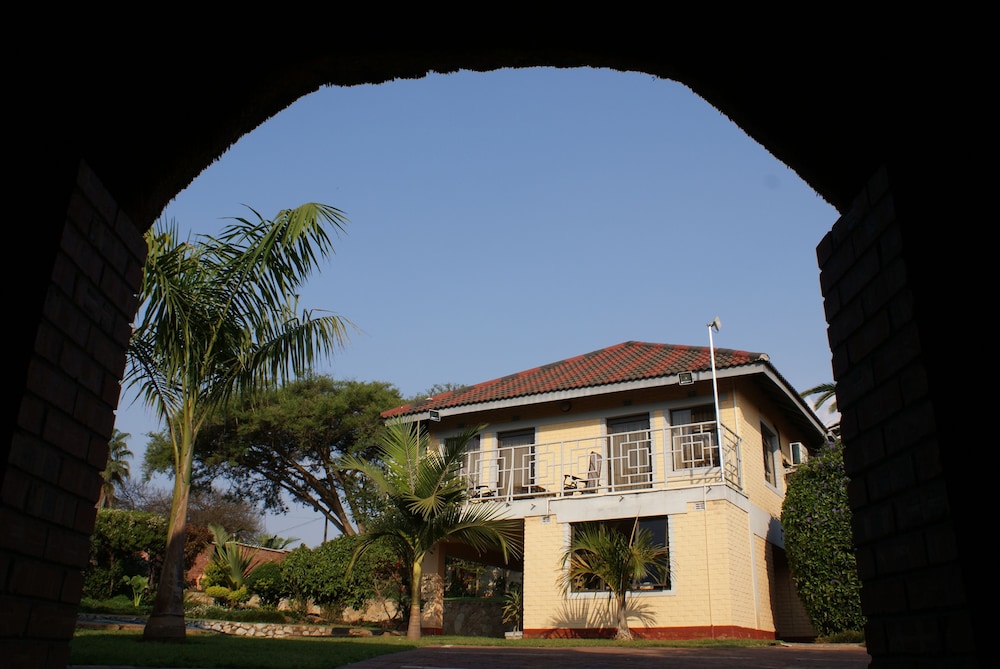 Premier Guest Lodge