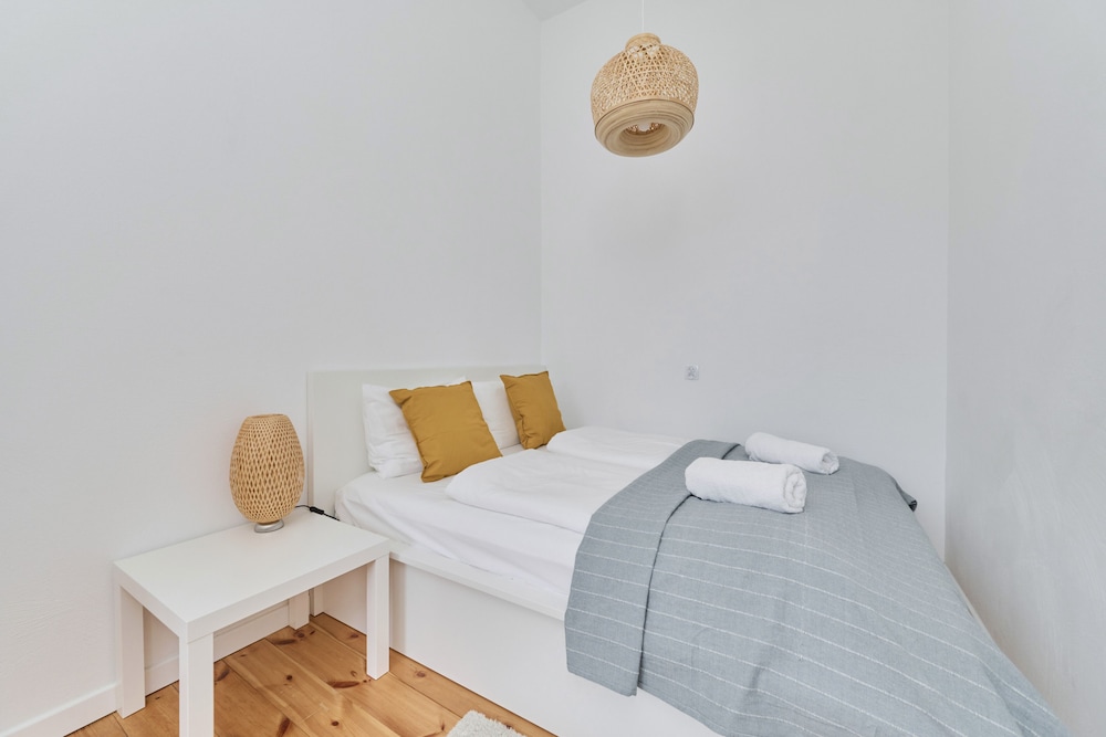 Spacious Apartment Saperów by Renters view 5