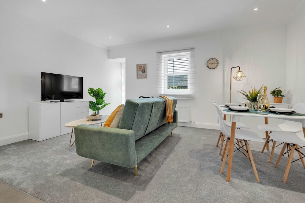 30 Monthly Discount Long-stay St Mary s Nest
