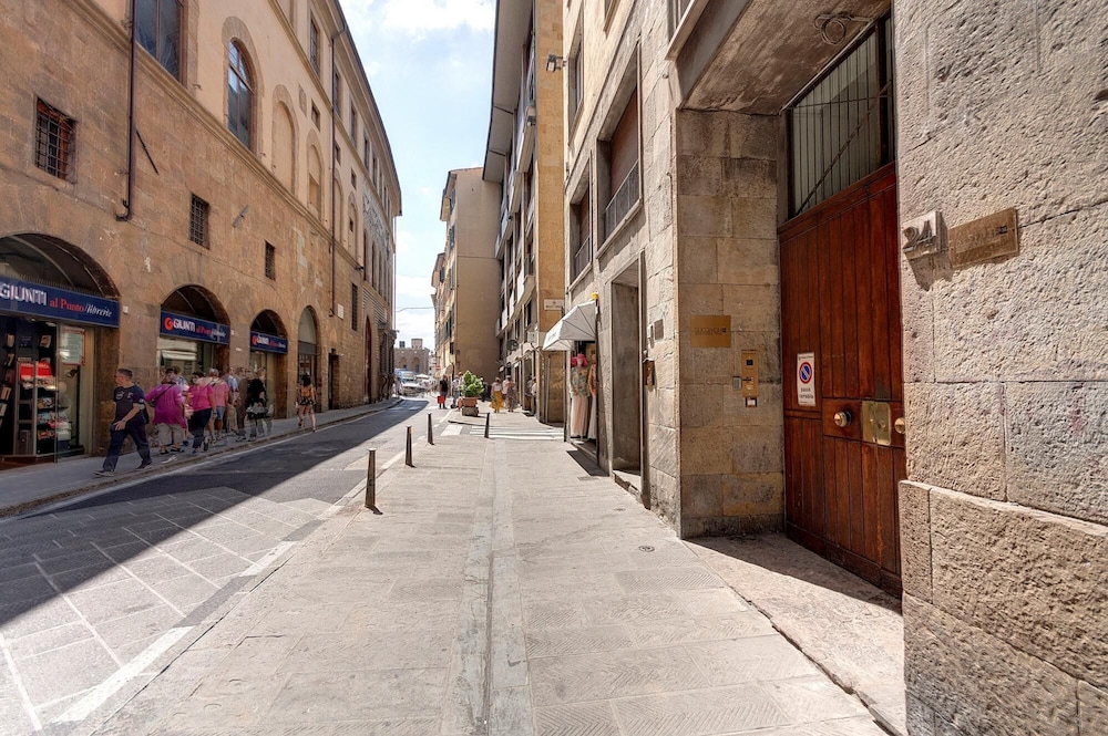 Ponte Vecchio 4 Bedrooms