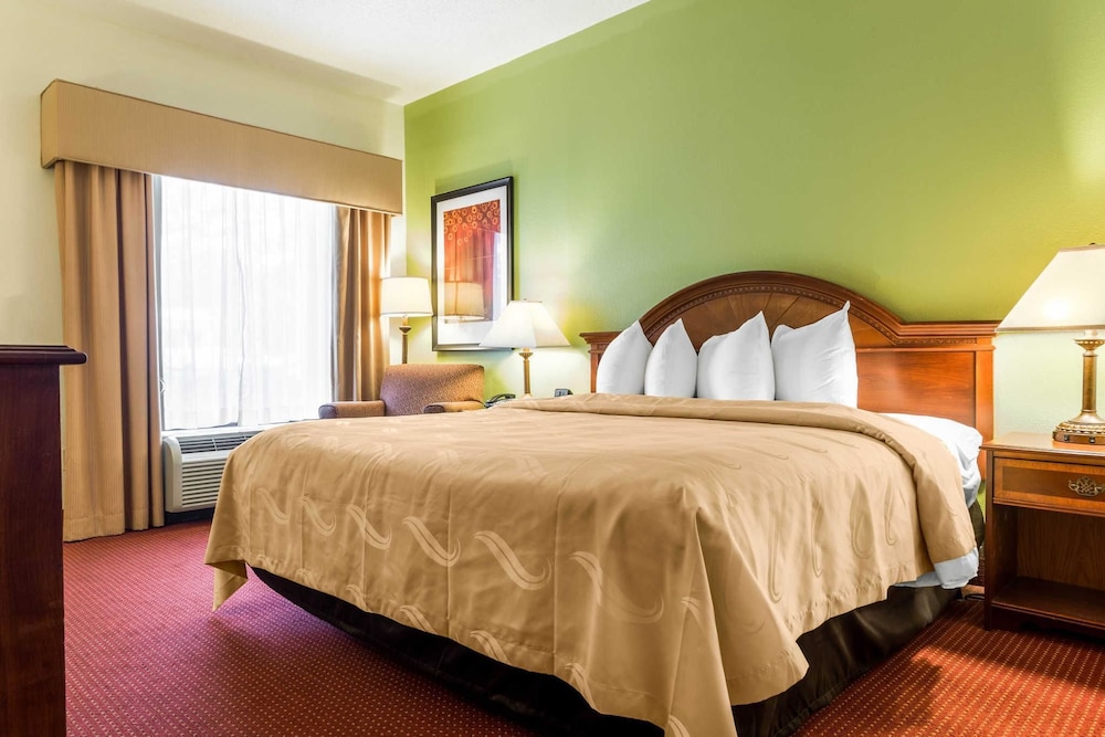 Quality Inn Walterboro I-95 view 2