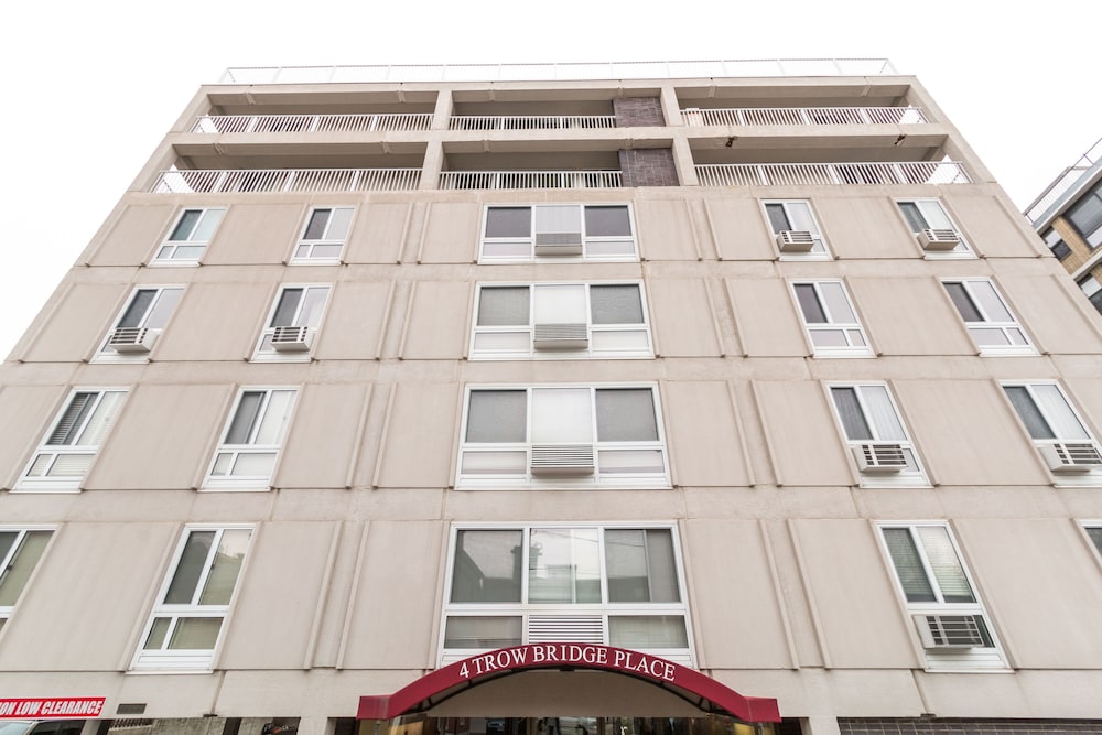 Harvard Square Apartments by Next Star