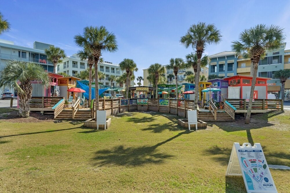 30A Endless Summer by Avantstay 1 Block to Beach Pool + Tennis view 3