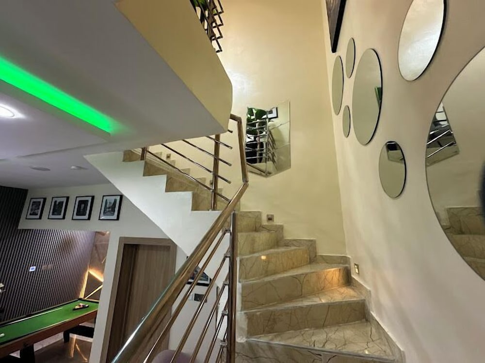 Shamrock Apartments
