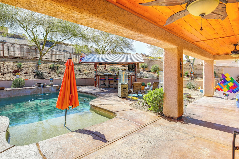 2 Mi to Lake Havasu: Poolside Paradise!