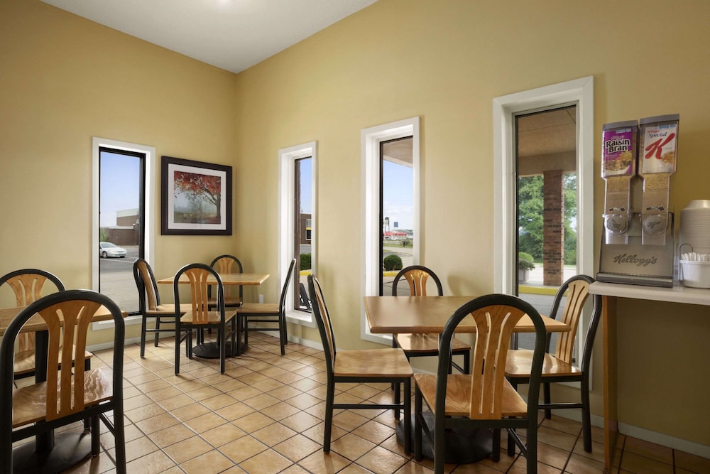 Super 8 by Wyndham Marion, Foto 13