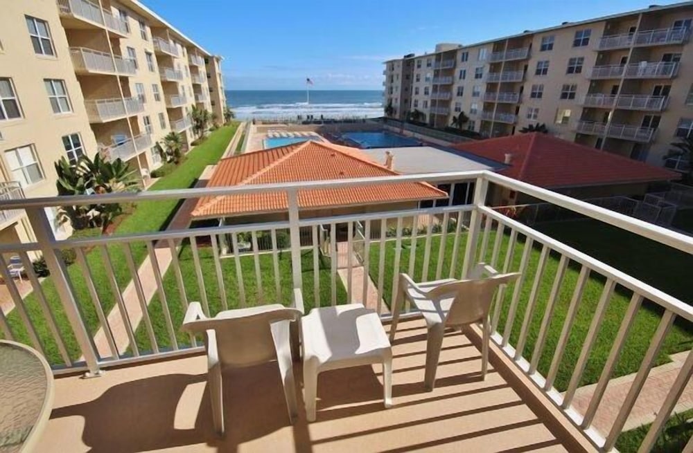 Sea Coast Gardens II 2 Bedroom Condo by Great Ocean Condos