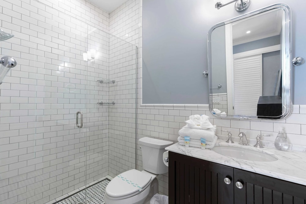 Marco Polo by Avantstay Waterfront 5bdr, Pool, Spa, Fire Pit, Walk to Beach