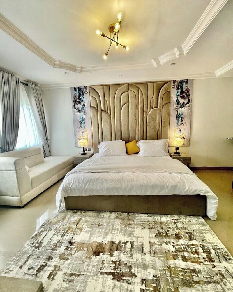 Mic - Della Apartment