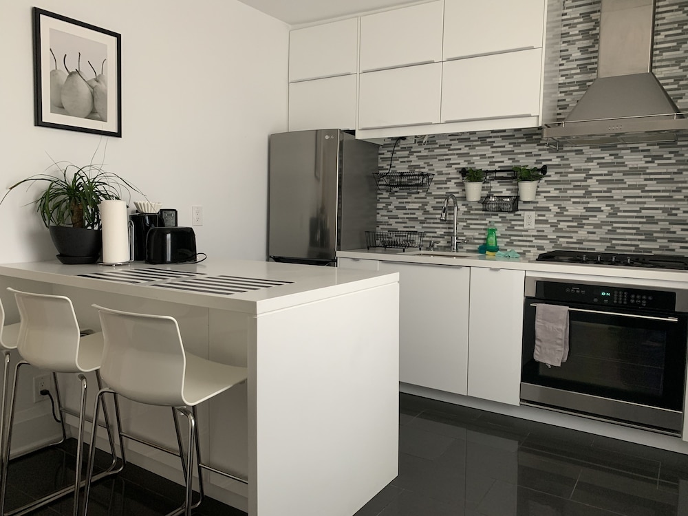 Kensington Suites