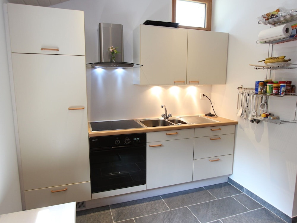 Mountain View Holiday Home in Binntal near Lengtal Deck