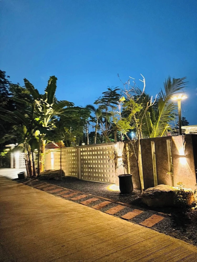 Baan Suan Pool Valley Villa