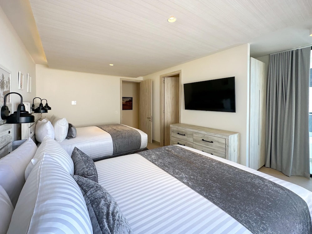 Brand New 6 Bedroom Penthouse