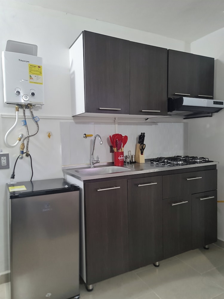 RG33 ApartaSuites