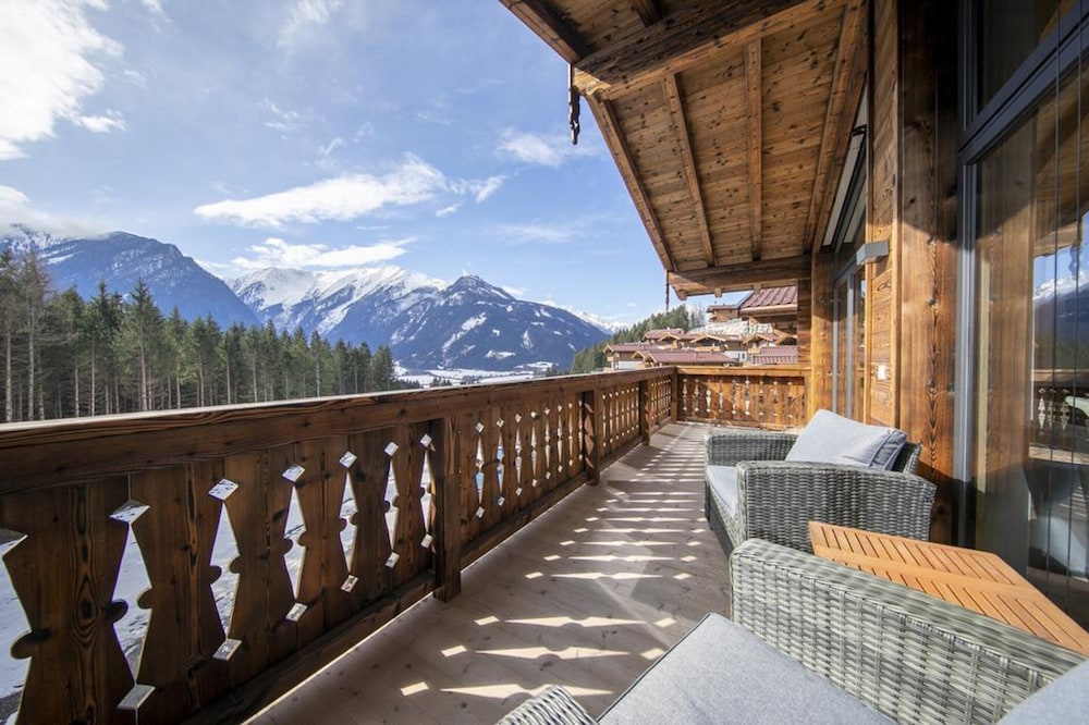 Chalet in Neukirchen by Ski Lift & Slopes