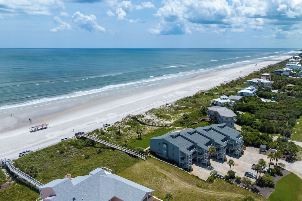 Ocean Eight 101 by Distinctive Beach Rentals