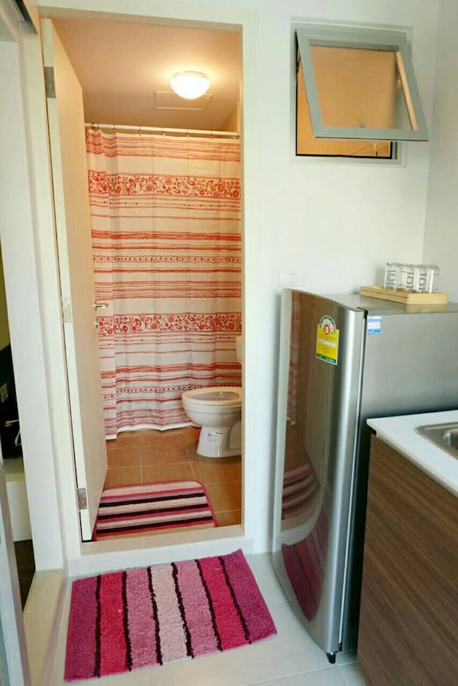 Baan Thew Lom Condominium