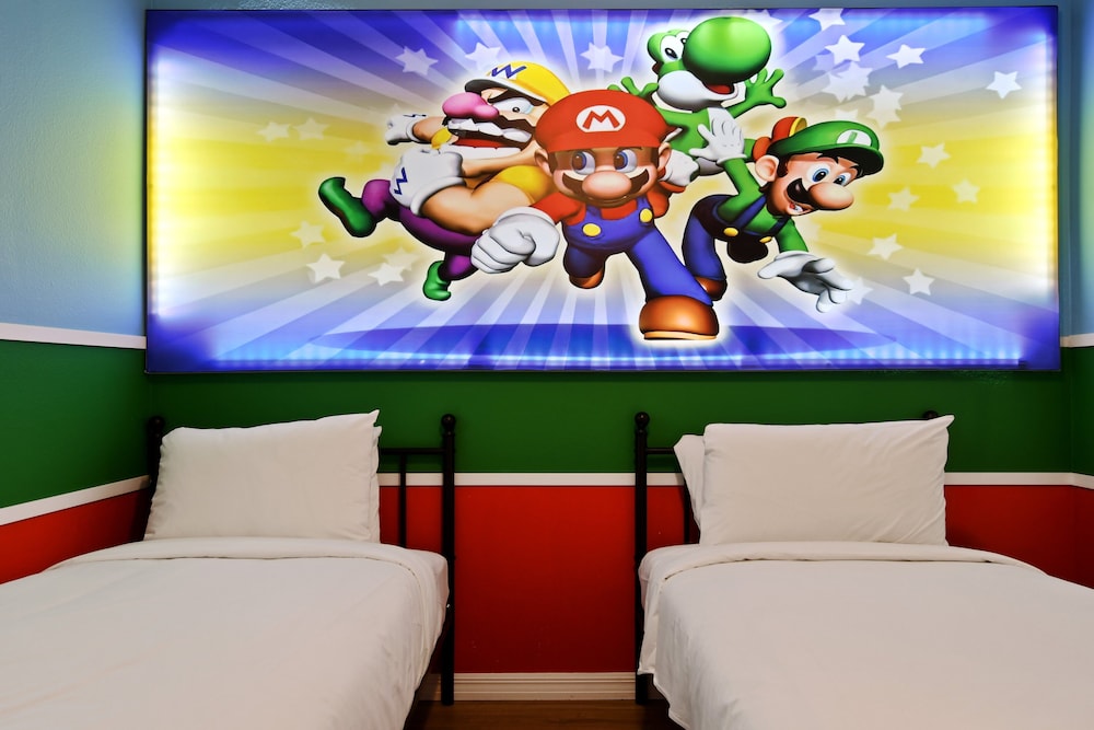 Family Getaway With Themed Rooms & Private Pool