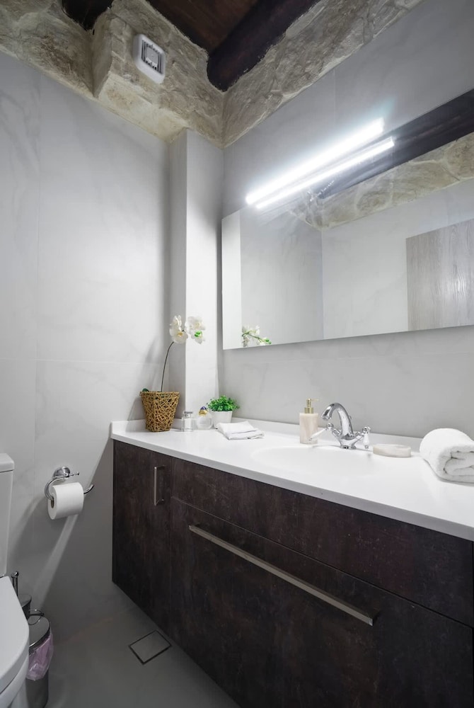 Heraklion Twins House - Private Pool Retreat