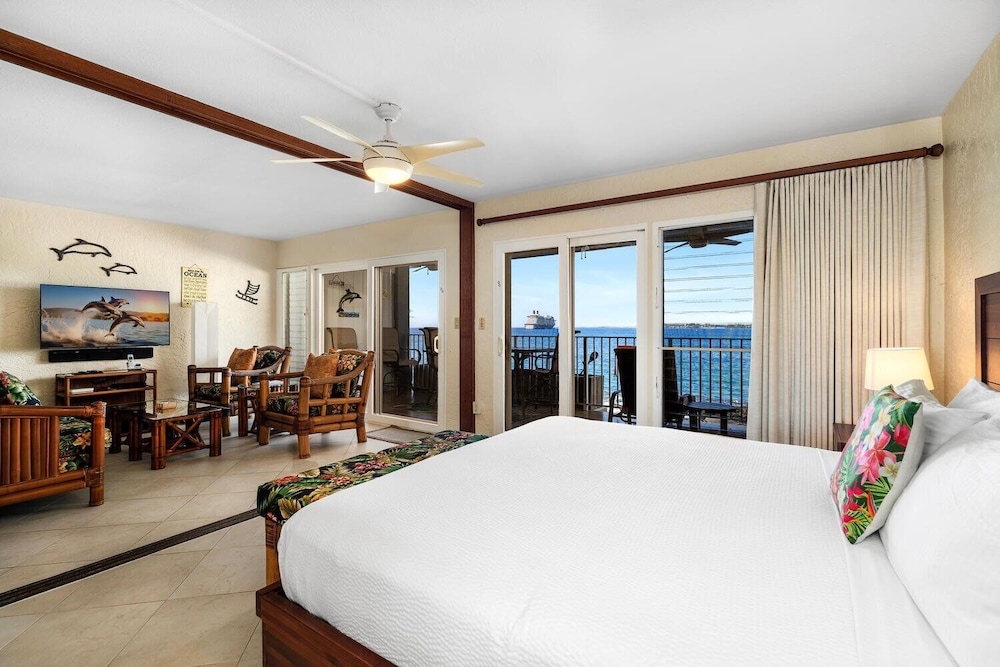 Ocean Front - Fantastic Ocean Views - Completely Upgraded - Vrkcv