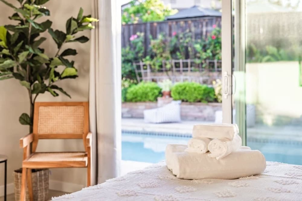 @ Marbella Lane - Vibrant & Chic Designer Home