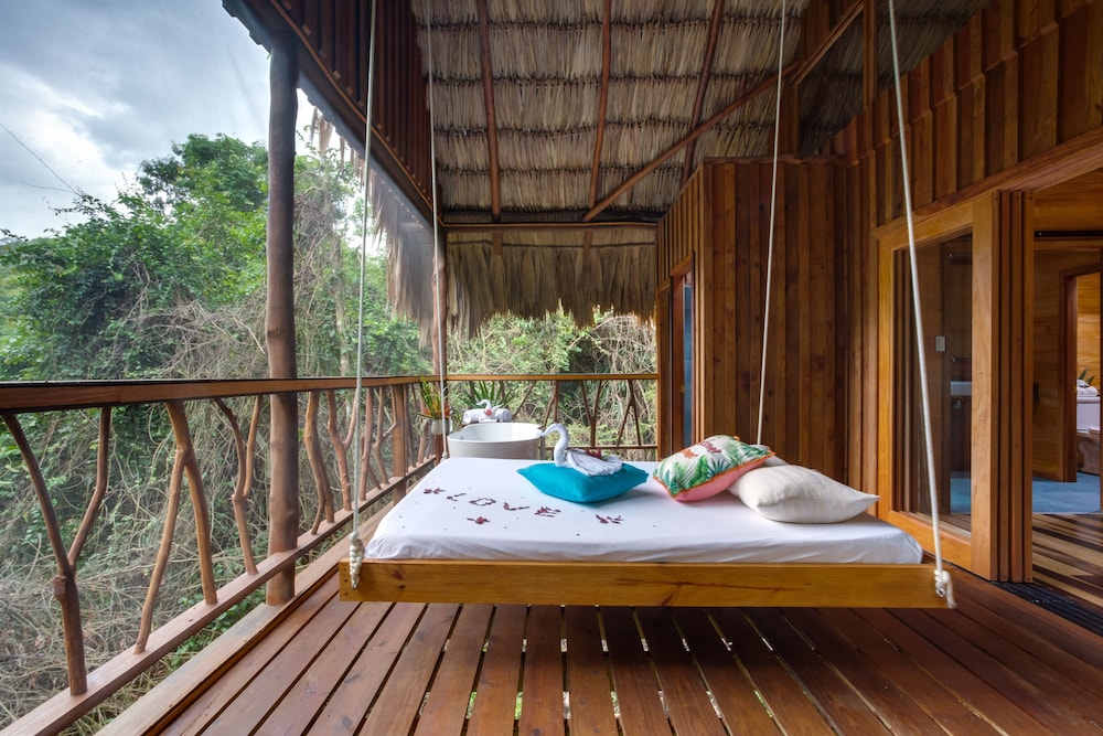 Sweet Songs Jungle Lodge, a Muy’Ono Resort