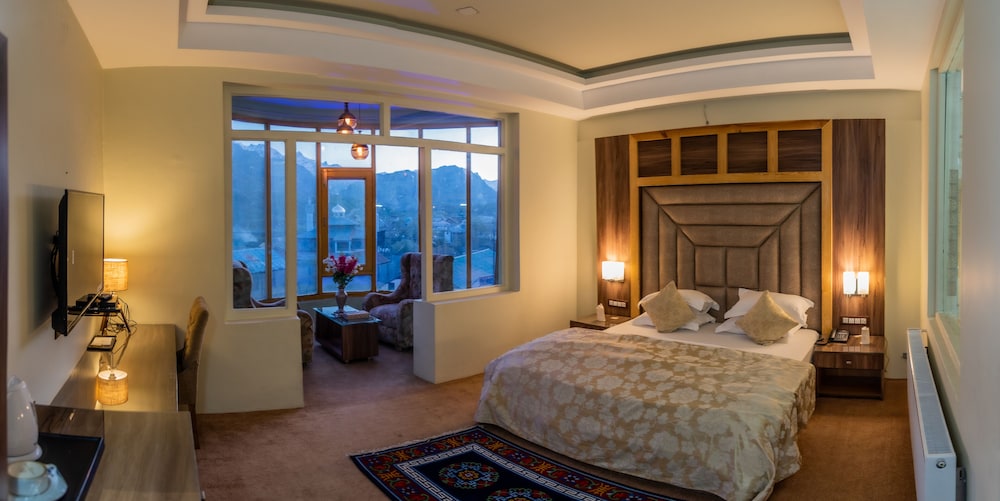Hotel D' Meadows Ladakh