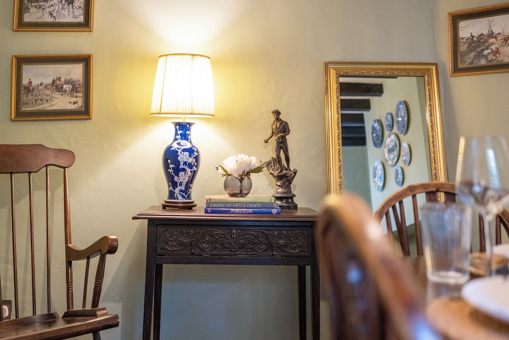 Beautiful 2BD Cottage in the Cotswolds