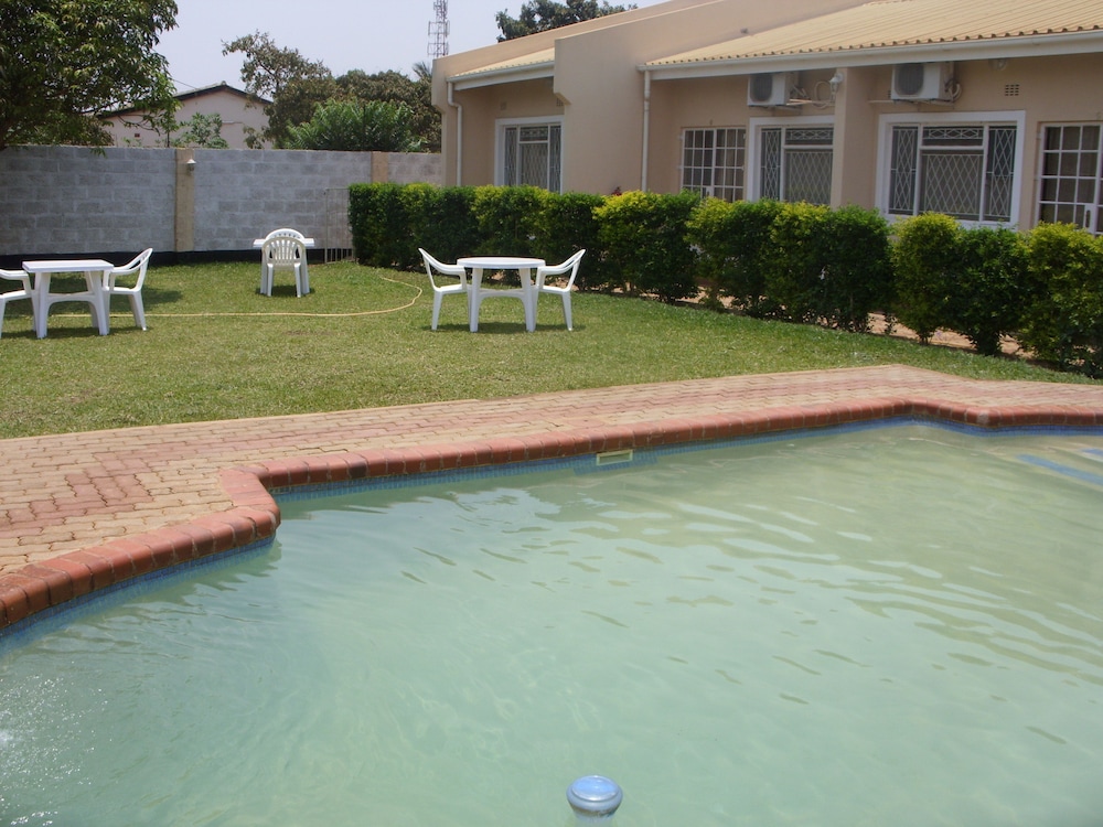 Lusaka Mosi-O-Tunya Executive Lodge
