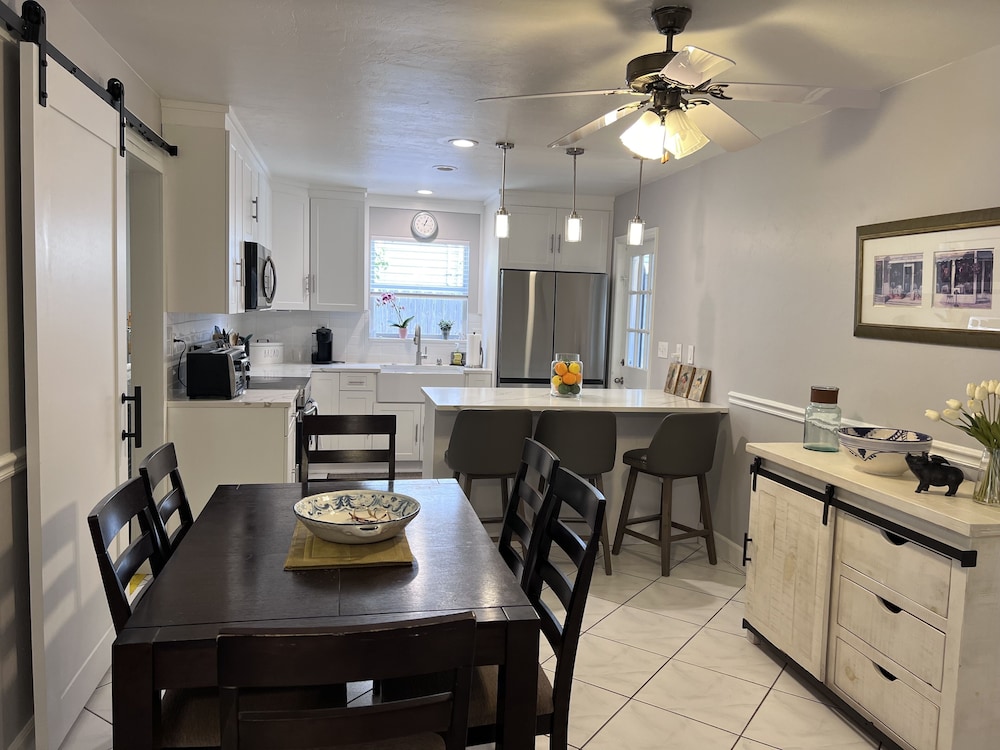 97th Ave North Naples Park Ocean Vanderbilt Beach 4 Bedroom Home