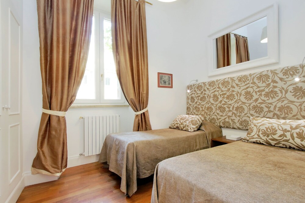Croce - WR Apartments