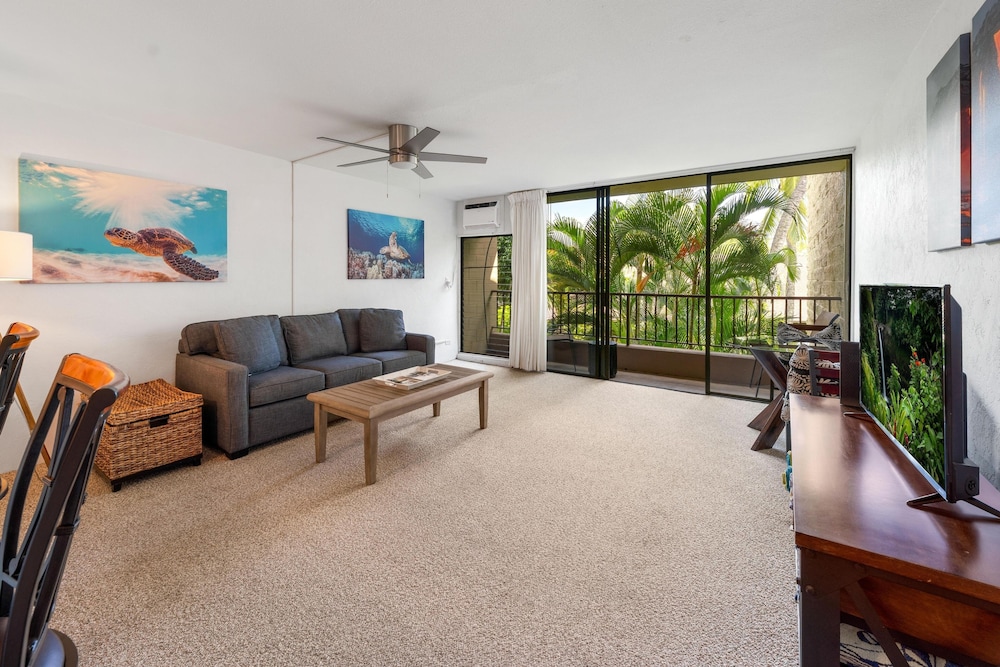 Big Island Kalanikai 213 1 Bedroom Condo